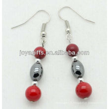 6MM de corail rouge avec des boucles d&#39;oreilles de riz de hématite